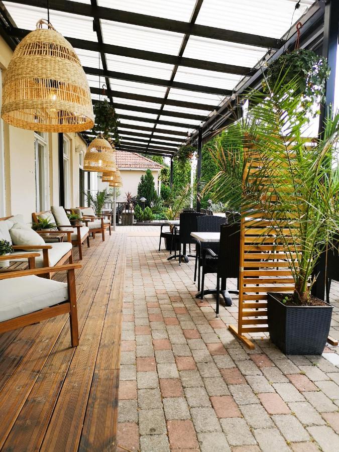 Asby Hotell Hallstahammar Exterior photo
