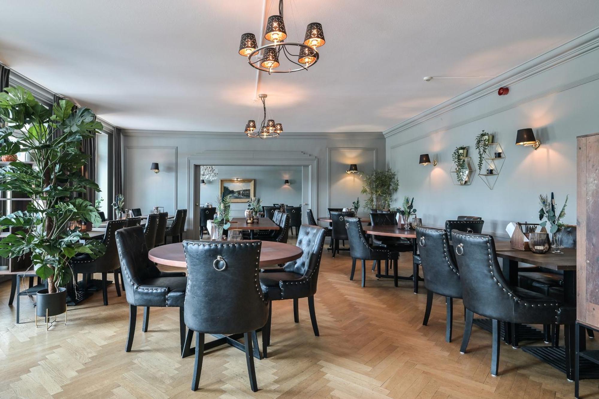 Asby Hotell Hallstahammar Exterior photo